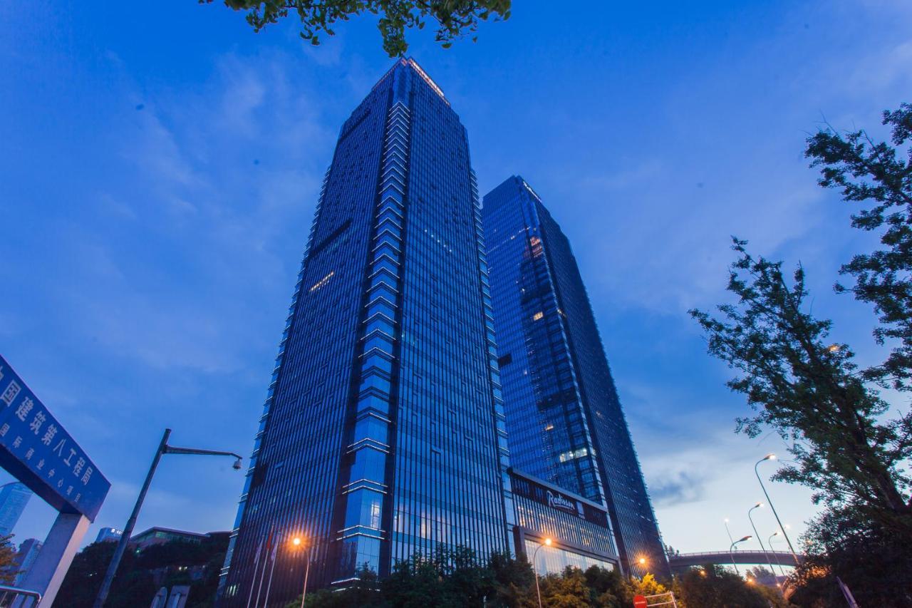 Radisson Blu Plaza Chongqing Hotel Exterior photo