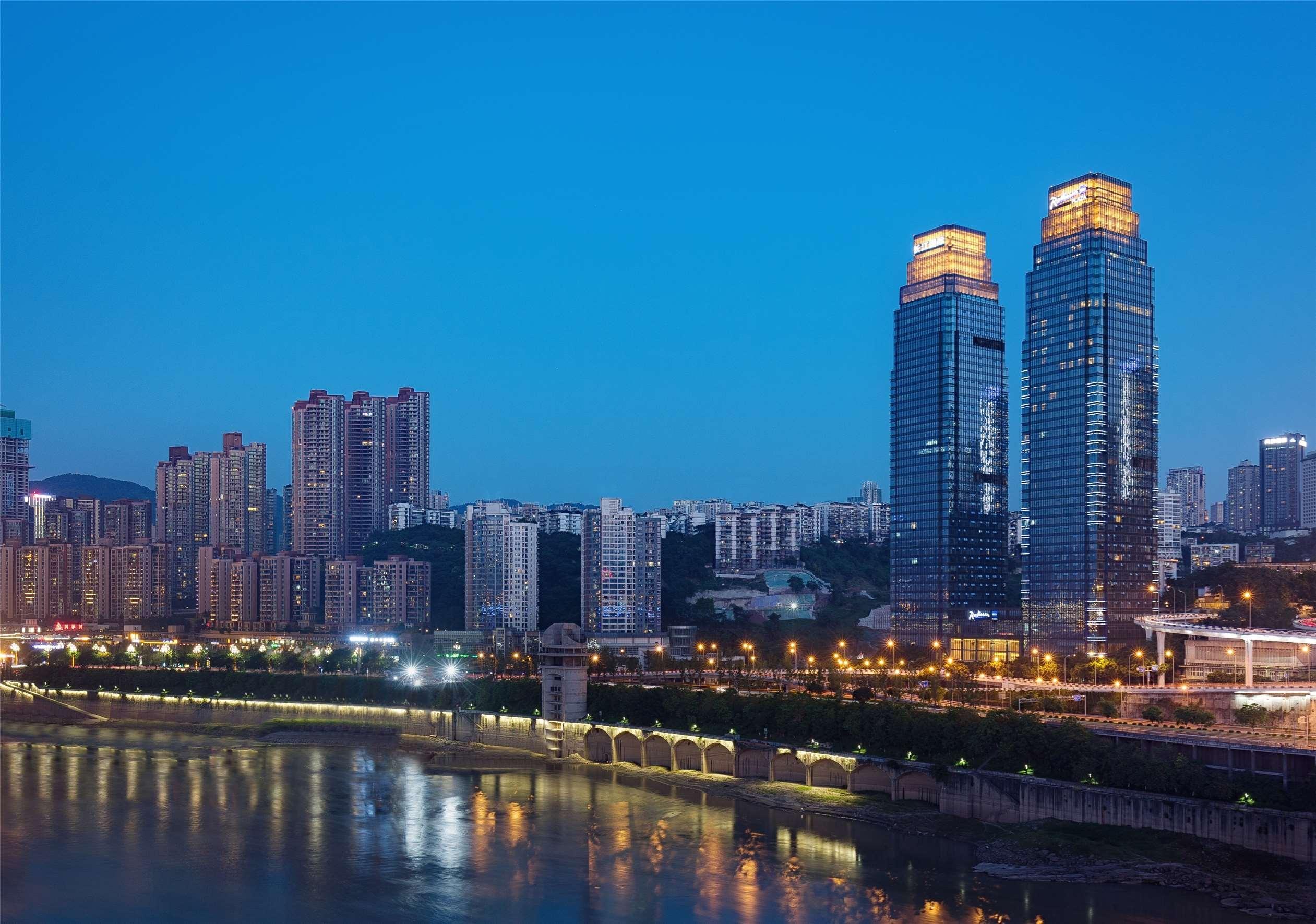 Radisson Blu Plaza Chongqing Hotel Exterior photo